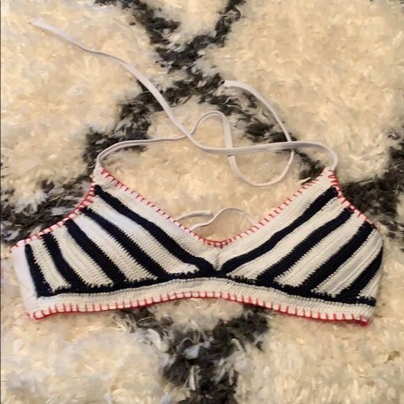 Xhilaration knit medium bikini top - Picture 1 of 3
